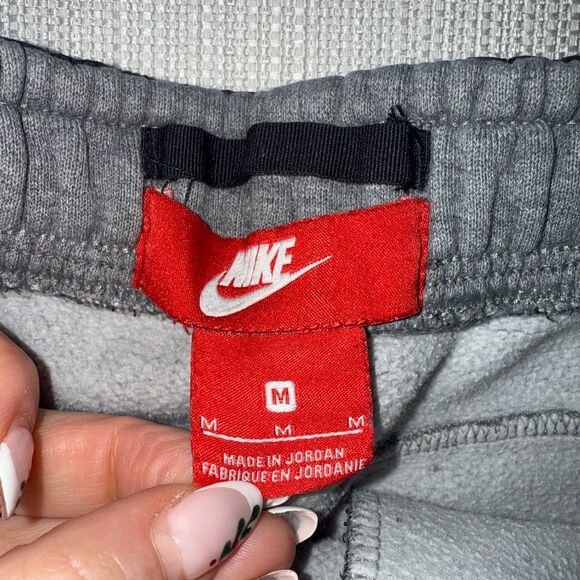Nike Jogger Sweatpant - Gray M - Picture 5 of 9
